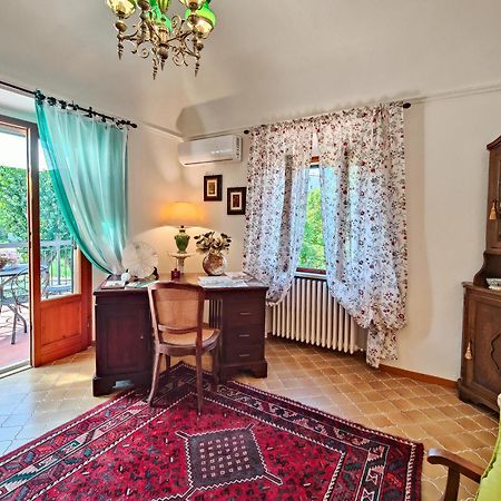 La Domus Di Marta Lägenhet Volterra Exteriör bild