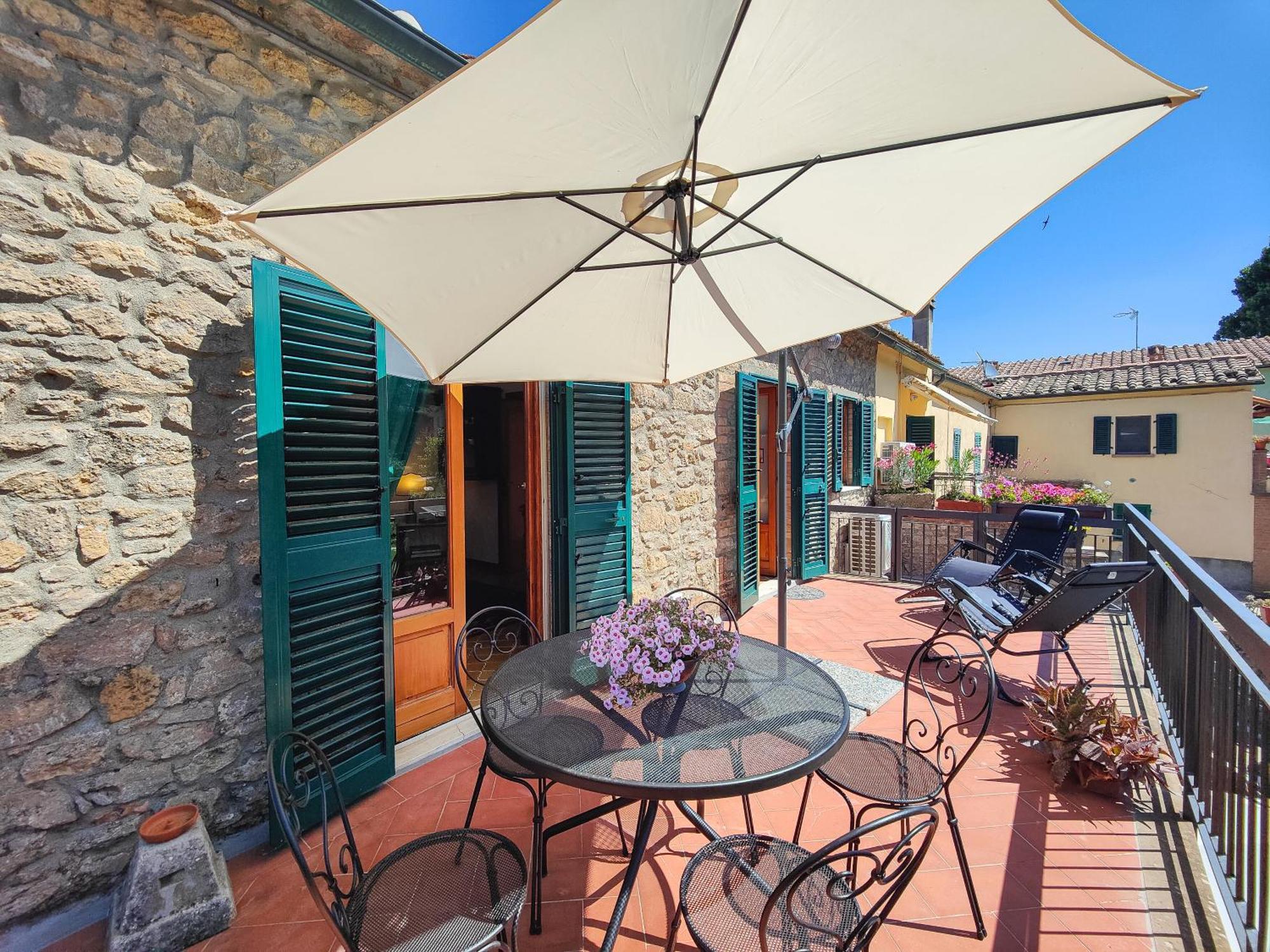 La Domus Di Marta Lägenhet Volterra Exteriör bild