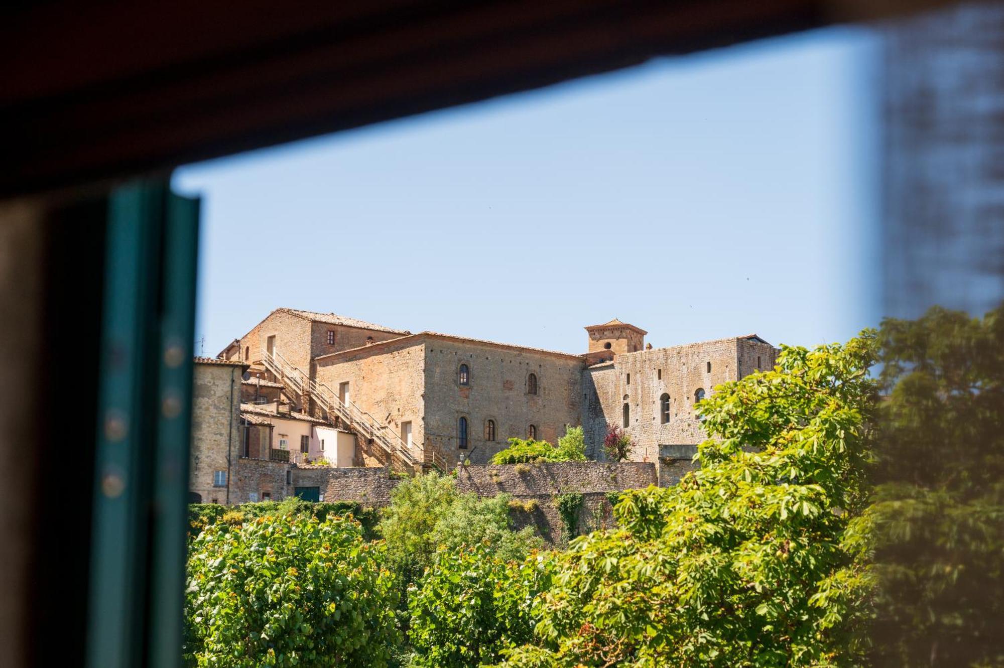 La Domus Di Marta Lägenhet Volterra Exteriör bild