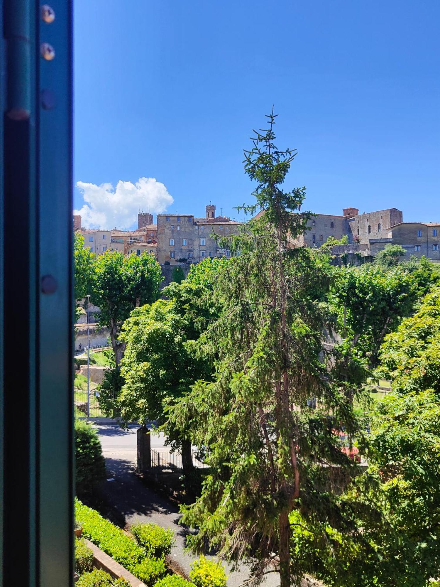La Domus Di Marta Lägenhet Volterra Exteriör bild